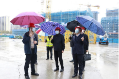 Suzhong Construction Chairman Da Honghu leads a team to inspect safety production and epidemic prevention and control work