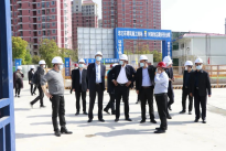 Lu Zhongping, Deputy Director of the Standing Committee of the People's Congress of Hai'an City, led a team to inspect the construction of the Experimental Primary School project in the Suzhou Central High tech Zone