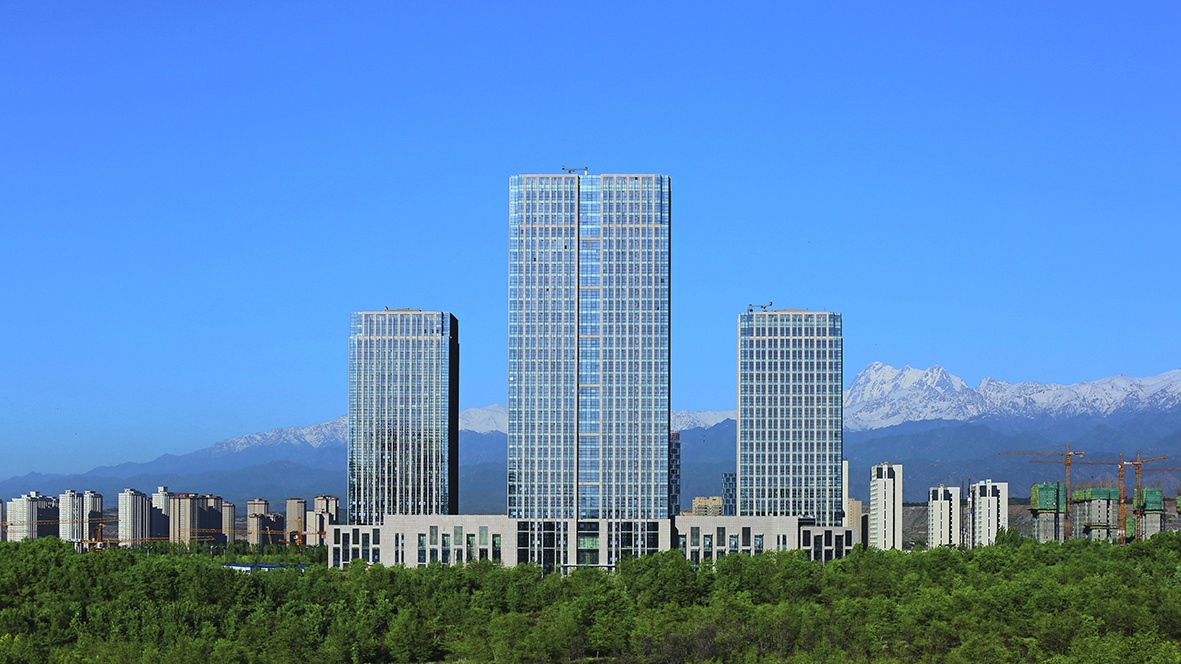 Xinjiang Wealth Center