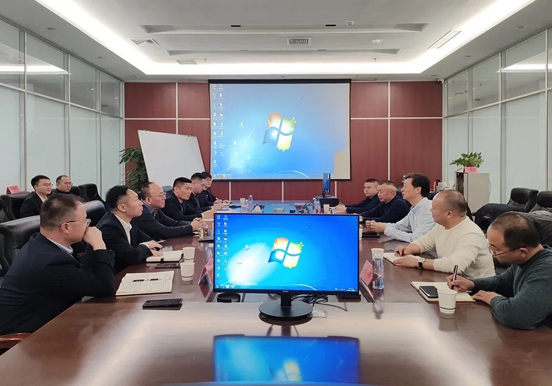 Chen Yongming, President of Suzhong Group, led a team to Hebei Shengbang Group for a 